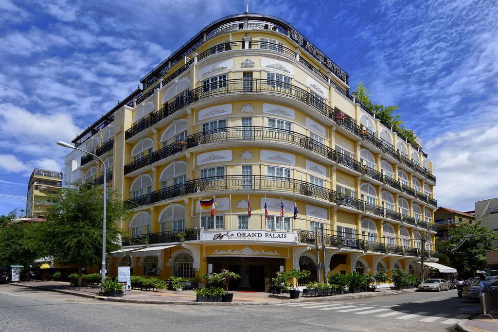 เล แกรนด์ พาเลียส บูทีค โฮเต็ล Hotel พนมเปญ ภายนอก รูปภาพ