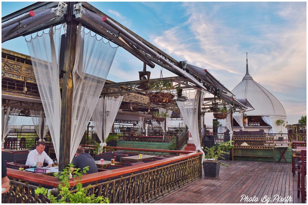 เล แกรนด์ พาเลียส บูทีค โฮเต็ล Hotel พนมเปญ ภายนอก รูปภาพ